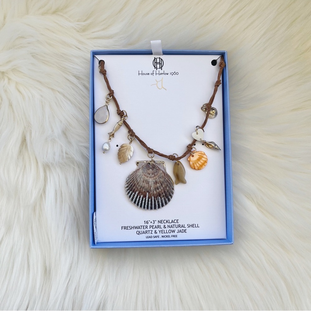 NWT House of Harlow 1960 SHELL and PEARLS CHARM NECKLACE